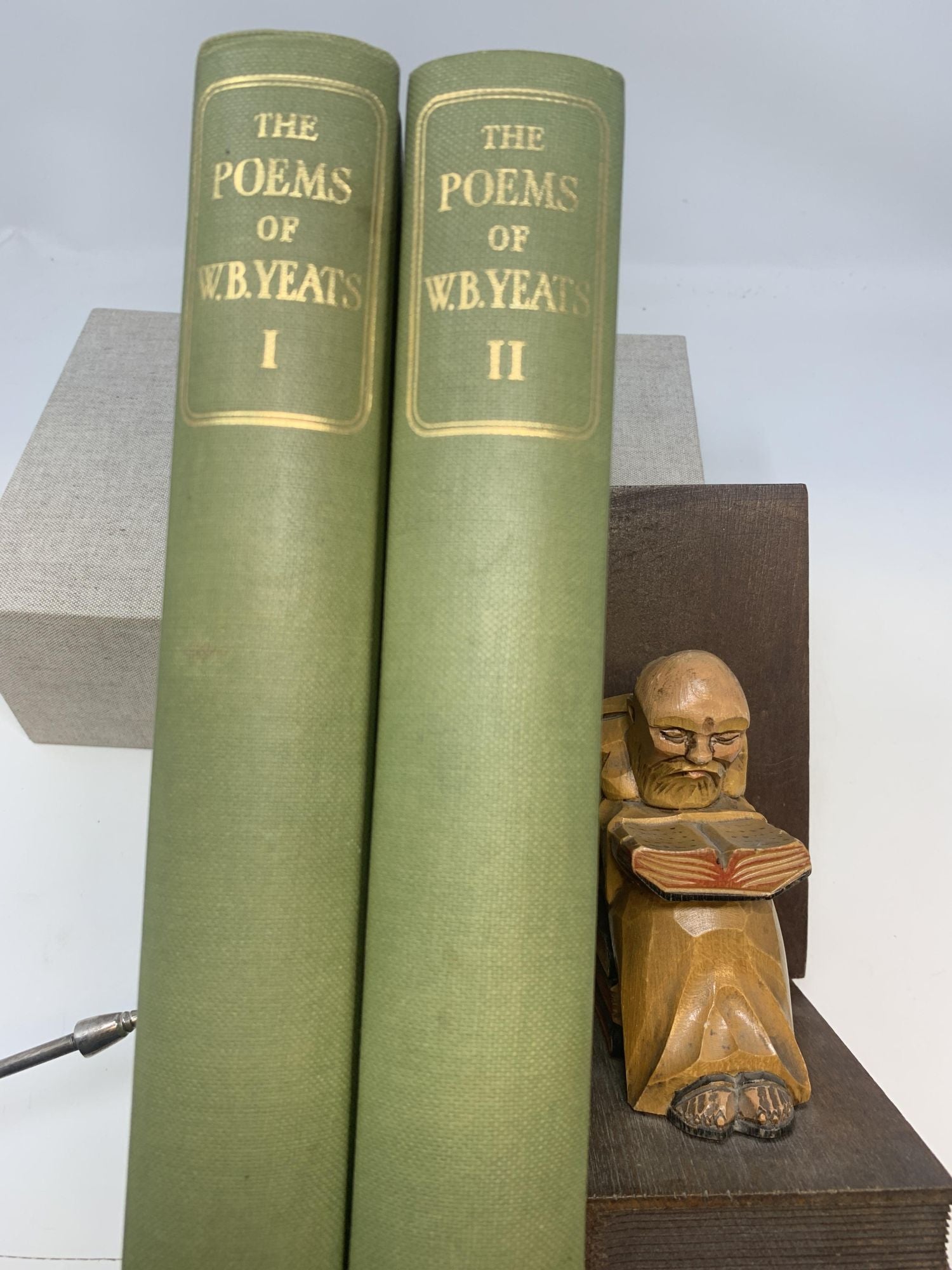 Yeats, W.B. - The Poems of W.B. Yeats (2 Volumes, Signed); the Collected Poems of W.B. Yeats. Definitive Edition with the Authors Final Revisions